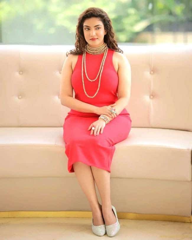 Pretty Poses Of Honey Rose In Red 16 1