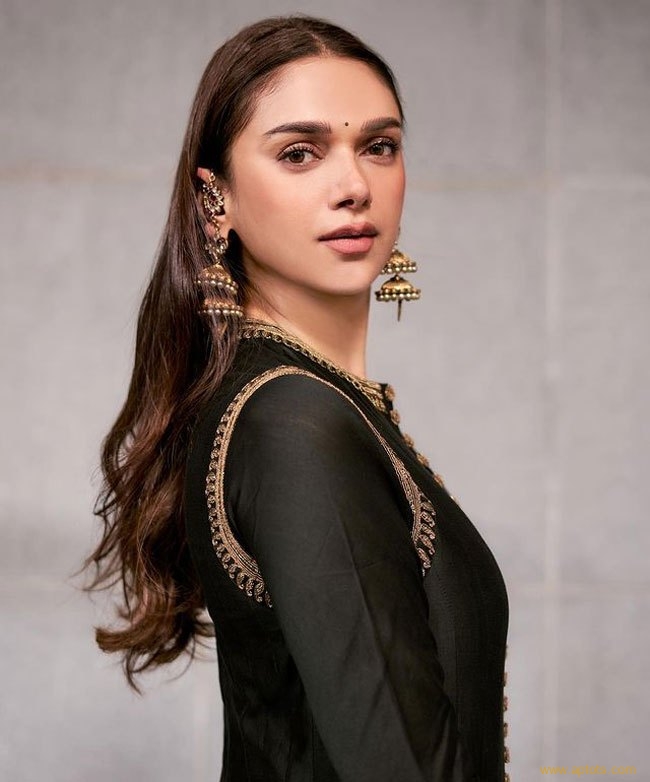 Aditi Rao Hydari 6