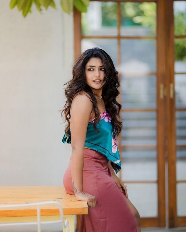 Appealing Clicks Of Eesha Rebba 12